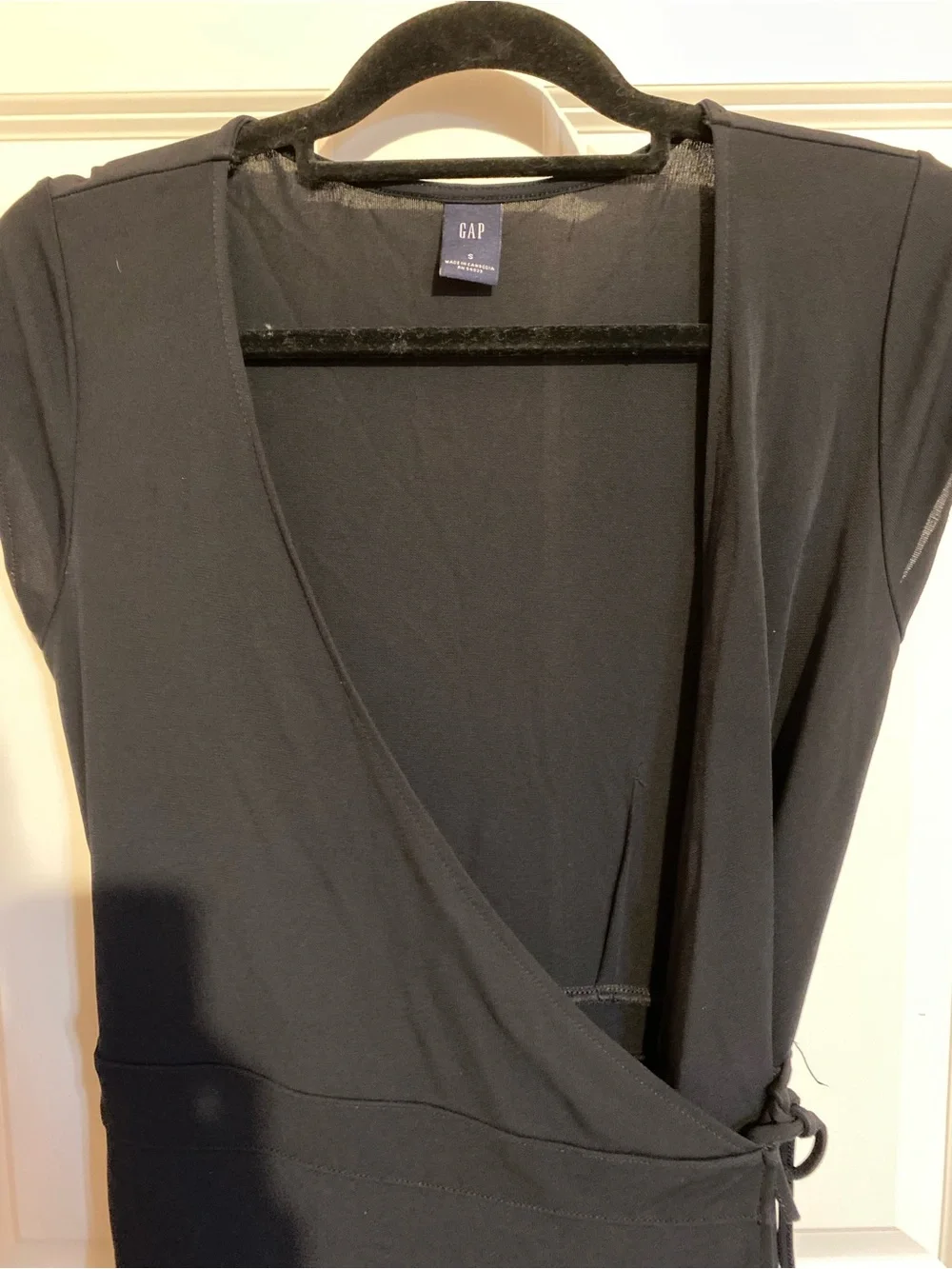 GAP black beach swimsuit cover up, size small